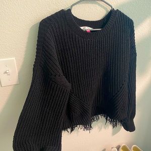 No boundaries sweater. Never worn. XXL.